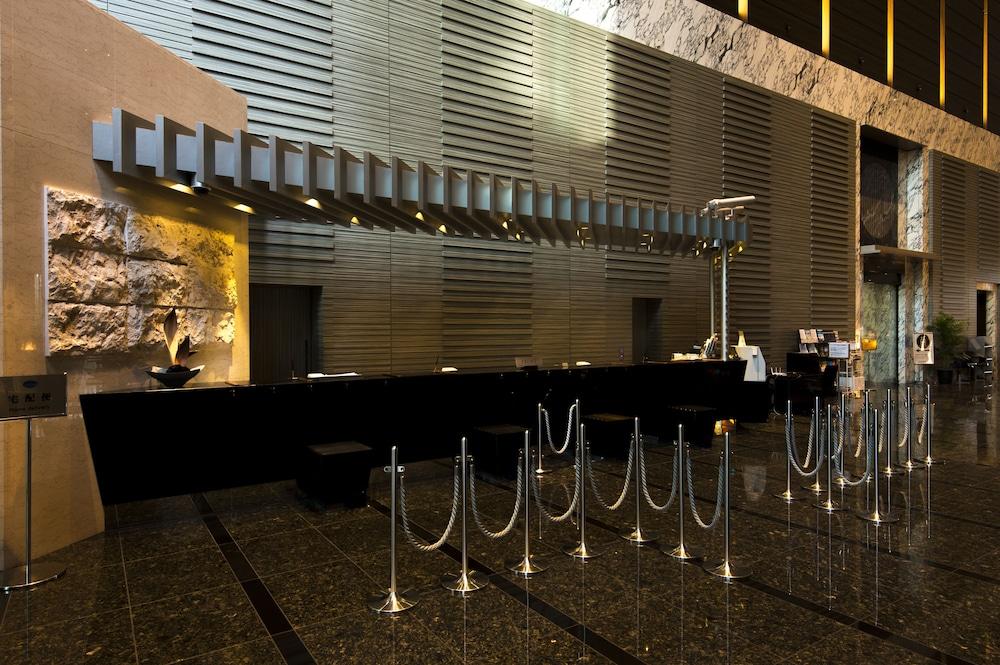 โรงแรม โฮเต็ล วิลลา ฟงแตน แกรนด์ - ชิโอโดเมะ โตเกียว